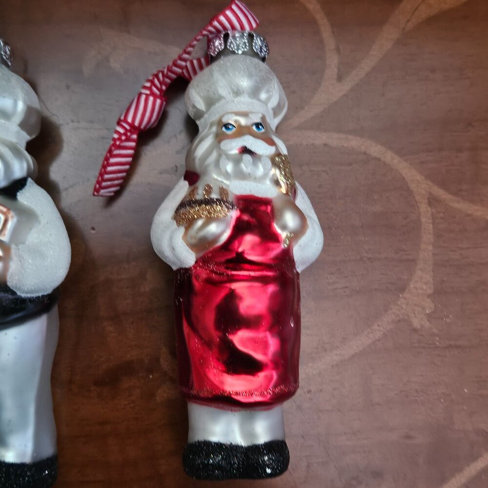 SET 2012 WILLIAMS-SONOMA SANTA CHEF COOK HAND PAINTED GLASS CHRISTMAS ORNAMENTS - Picture 5 of 13